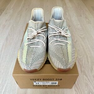 Adidas Yeezy Boost 350 V2 Citrin Sneakers